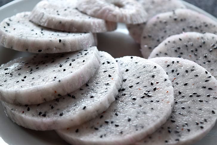Dragon fruit white