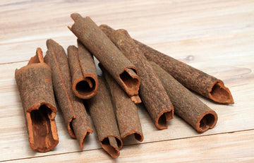 Dhalchina Chekka ( cinnamon ) Plant